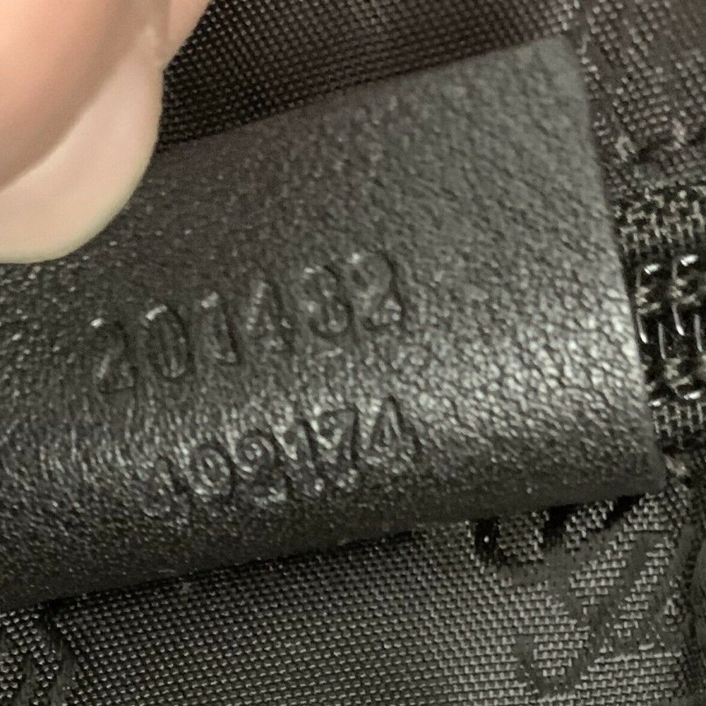 *SOLD* Gucci XL Guccissima Joy Tote - Picture 6 of 8